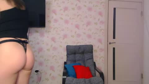  Kaitbrunette and SofiblondeWelcome room Private is Open  Make us happy online show from 04/27/26, 07:39