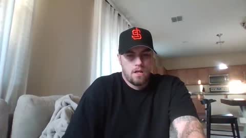 Snapshot of soft0ne chatting on 02/24/25, 02:26 soft0ne online show from 02/24/25, 02:26