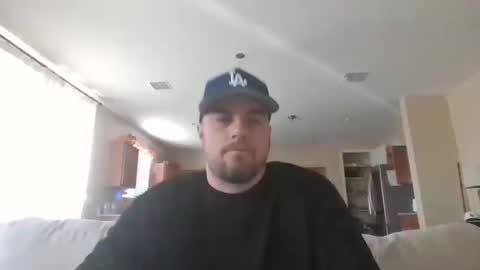 Snapshot of soft0ne chatting on 10/17/25, 03:58 soft0ne online show from 10/17/25, 03:58