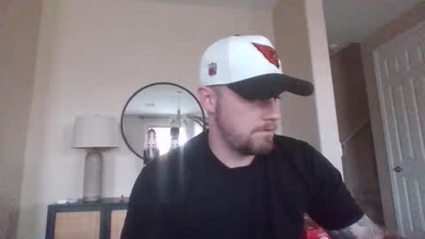 Snapshot of soft0ne chatting on 11/19/25, 05:24 soft0ne online show from 11/19/25, 05:24