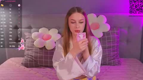 Milisa online show from 10/25/25, 07:19