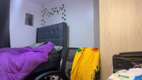 Snapshot of soft_nicole chatting on 02/18/26, 10:39 soft_nicole online show from 02/18/26, 10:39