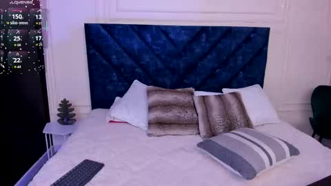 Marcela online show from 12/18/25, 02:06