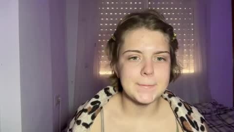 Snapshot of softari chatting on 04/03/26, 02:15 Ilisabet online show from 04/03/26, 02:15