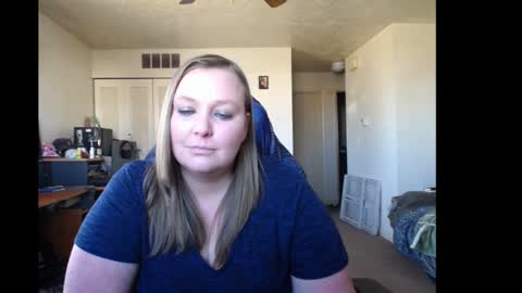 Snapshot of softerpeaches chatting on 01/29/25, 08:46 Rose online show from 01/29/25, 08:46