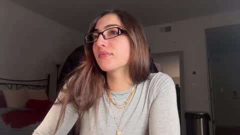 Snapshot of softheatmaria chatting on 01/08/26, 04:37 Soft Heat Maria online show from 01/08/26, 04:37