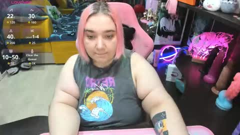 Snapshot of softie_sofy chatting on 02/19/26, 02:51 Sofie online show from 02/19/26, 02:51