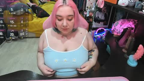 Sofie online show from 03/31/26, 02:02