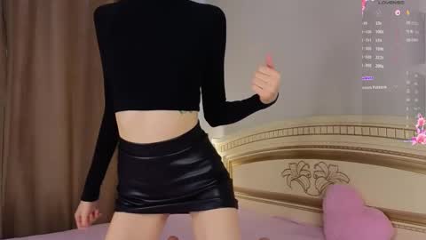 Elly online show from 09/19/25, 06:37