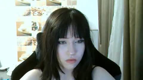 Eva online show from 06/15/26, 05:15