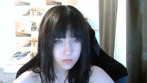 Eva online show from 06/17/26, 04:52