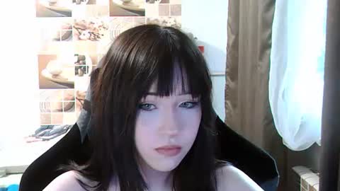 Eva online show from 06/18/26, 04:33