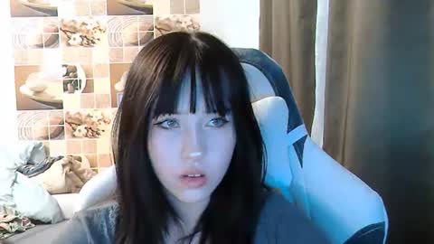 Eva online show from 06/27/26, 05:07