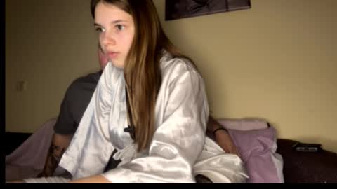 Snapshot of softiris_ chatting on 01/15/26, 08:01 Anna online show from 01/15/26, 08:01