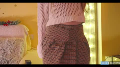 Lisa  online at  .11 from about utc online show from 12/15/24, 03:42