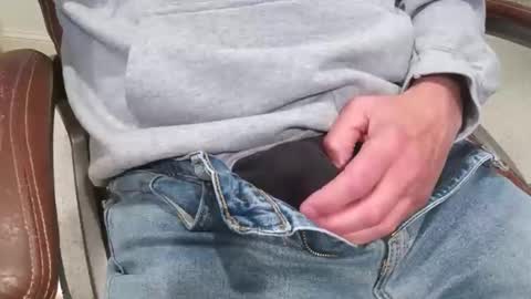 Snapshot of softwareman chatting on 12/02/24, 06:54 softwareman online show from 12/02/24, 06:54