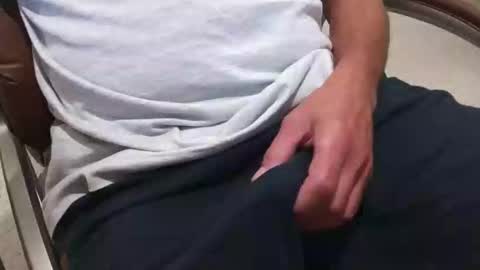 Snapshot of softwareman chatting on 10/08/25, 01:42 softwareman online show from 10/08/25, 01:42