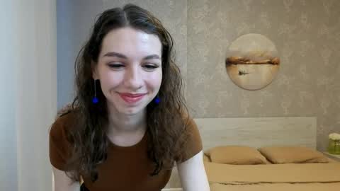 Snapshot of softwine chatting on 04/16/26, 12:06 Kelly online show from 04/16/26, 12:06