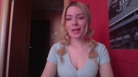 softy_aura online show from 05/18/26, 09:59