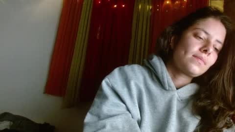 Sofia online show from 02/10/25, 01:57