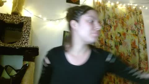 Snapshot of soka_lovers_04_ chatting on 02/17/26, 02:52 Sofia online show from 02/17/26, 02:52