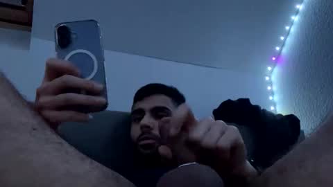 Snapshot of sokah121 chatting on 12/18/25, 03:23 sokah121 online show from 12/18/25, 03:23