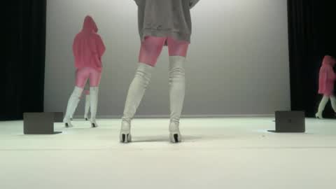 Snapshot of sola_3 chatting on 06/18/26, 09:14 0La online show from 06/18/26, 09:14