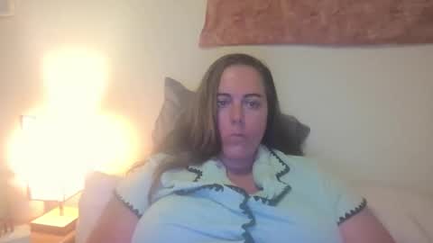 Snapshot of sola_limelight chatting on 04/01/26, 04:13 sola_limelight online show from 04/01/26, 04:13