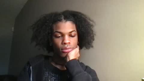 SolaceEve online show from 10/27/25, 06:01