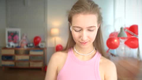 Bella online show from 02/17/25, 09:46