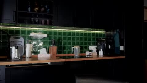 Bella online show from 03/01/26, 04:25