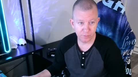 Snapshot of solarlunar1 chatting on 09/21/25, 03:35 just ask  online show from 09/21/25, 03:35