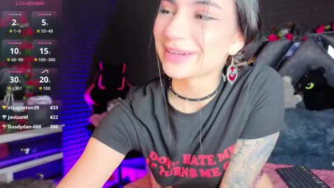 Snapshot of solbeaumont chatting on 03/08/26, 12:20 Sol online show from 03/08/26, 12:20