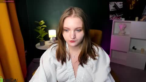 Nora online show from 09/15/25, 10:15