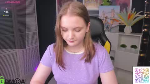 Nora online show from 09/21/25, 09:44
