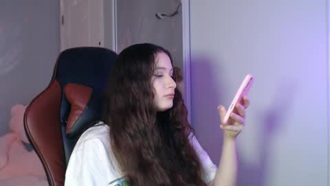 Becky online show from 04/26/26, 06:05