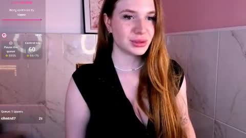 Snapshot of sollarkristy chatting on 06/27/26, 12:22 sollarkristy online show from 06/27/26, 12:22