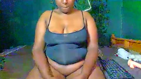 Snapshot of sollybunny chatting on 05/03/26, 12:16 Solly bunny online show from 05/03/26, 12:16