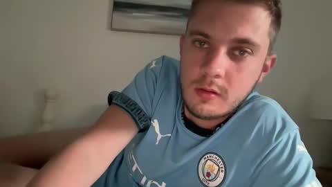 Snapshot of solobrit chatting on 01/14/26, 08:20 solobrit online show from 01/14/26, 08:20