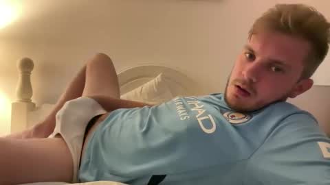 Snapshot of solobrit chatting on 01/17/26, 12:04 solobrit online show from 01/17/26, 12:04