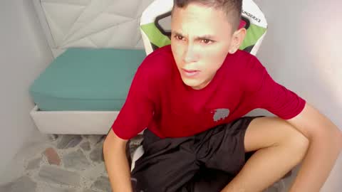 ESTEBAN online show from 06/02/26, 02:46