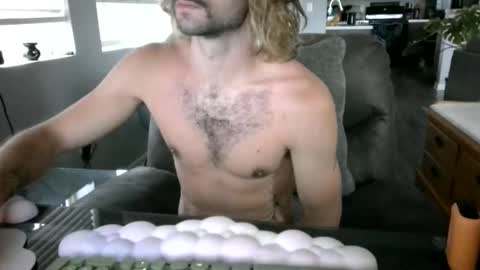 Snapshot of somerandom1109 chatting on 06/07/26, 01:37 somerandom1109 online show from 06/07/26, 01:37