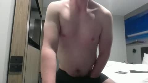 Snapshot of somethingsexysam chatting on 12/03/24, 10:39 Edging Sam JOI online show from 12/03/24, 10:39