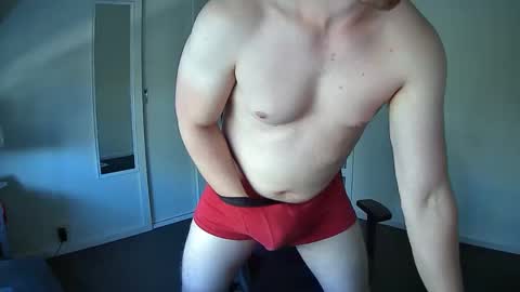 Snapshot of somethingsexysam chatting on 03/03/25, 04:25 Edging Sam JOI online show from 03/03/25, 04:25