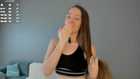 Marie online show from 03/17/26, 01:10