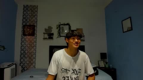 Snapshot of son_hades chatting on 01/31/26, 07:45 son_hades online show from 01/31/26, 07:45