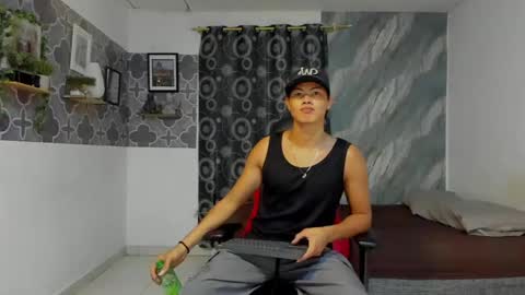 Snapshot of son_hades chatting on 04/19/26, 03:50 son_hades online show from 04/19/26, 03:50