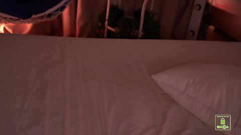 Snapshot of sonalegend_ chatting on 10/09/25, 06:50 My name isSonya online show from 10/09/25, 06:50