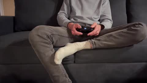 Snapshot of sondages chatting on 12/31/24, 08:23 Sondages online show from 12/31/24, 08:23