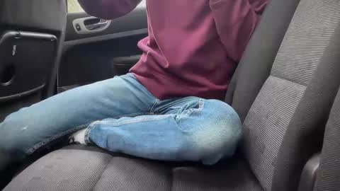 Snapshot of sondages chatting on 12/18/25, 12:22 Sondages online show from 12/18/25, 12:22